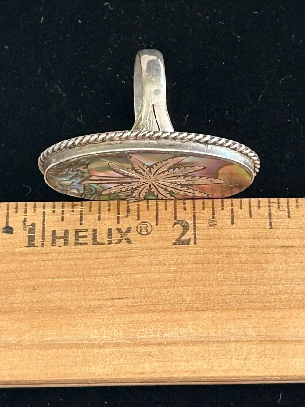 Vintage Taxco Mexico Sterling Silver Cannabis Inlay Abalone Ring Size 8.25